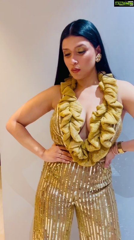 Mannara Instagram - Let that light show #FILMFARE night Outfit : @nikhitatandon Styled by : @nikhitatandon Footwear: @vincecamuto Jewellery : @michaelkors @bmbjewelsofficial Managed by : @khushboobajpai06 Location : #jioworldcentre #mumbai