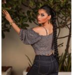 Mannara Instagram - Be a masterpiece of style and confidence . Unstoppable force, determined