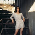 Meenakshi Chaudhary Instagram - Basking in all my glory ☀️ 😌 📸 @bharat_rawail Styled by : @riechamallick 👗 : @reemaanandlabel Muah : @athirathakkar