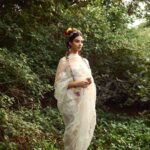 Meenakshi Chaudhary Instagram - Felt like a beautiful painting 🎨 📸 @akshay.rao.visuals Styled by @also.surya Makeup and hair- @ronan_mili & @harishaveda_mua Saree- @archanaraoindian