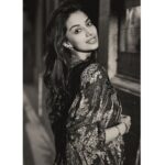Meenakshi Chaudhary Instagram - Thoda black and white ho jaaye ? 😉✨ 📸 @pranav.foto