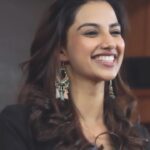 Meenakshi Chaudhary Instagram - Thank you for all the love , wishes and efforts you guys put to make me feel extra special on my birthday 🥹❤️ truly grateful to have you all in my life. Love you guys 🥹💛 Also thank you for this video @sid_ravipati 🥰🙏🏽