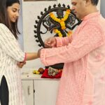 Meenakshi Chaudhary Instagram – Here’s welcoming my new student, @meenakshichaudhary006 
a pageant titleholder and a phenomenal actress of Indian cinema to our Kathak family. 
I am looking forward to teaching  a dedicated student like you. My blessings are always with you, keep shining 🌟 Nateshwar Nritya Kala Mandir – Kathak Institute of Late Natraj Gopi Krishna