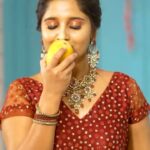 Meghana Lokesh Instagram - @southindianfruitcompany do order these delicious mangoes and enjoy this summer ! #mangoes #mango