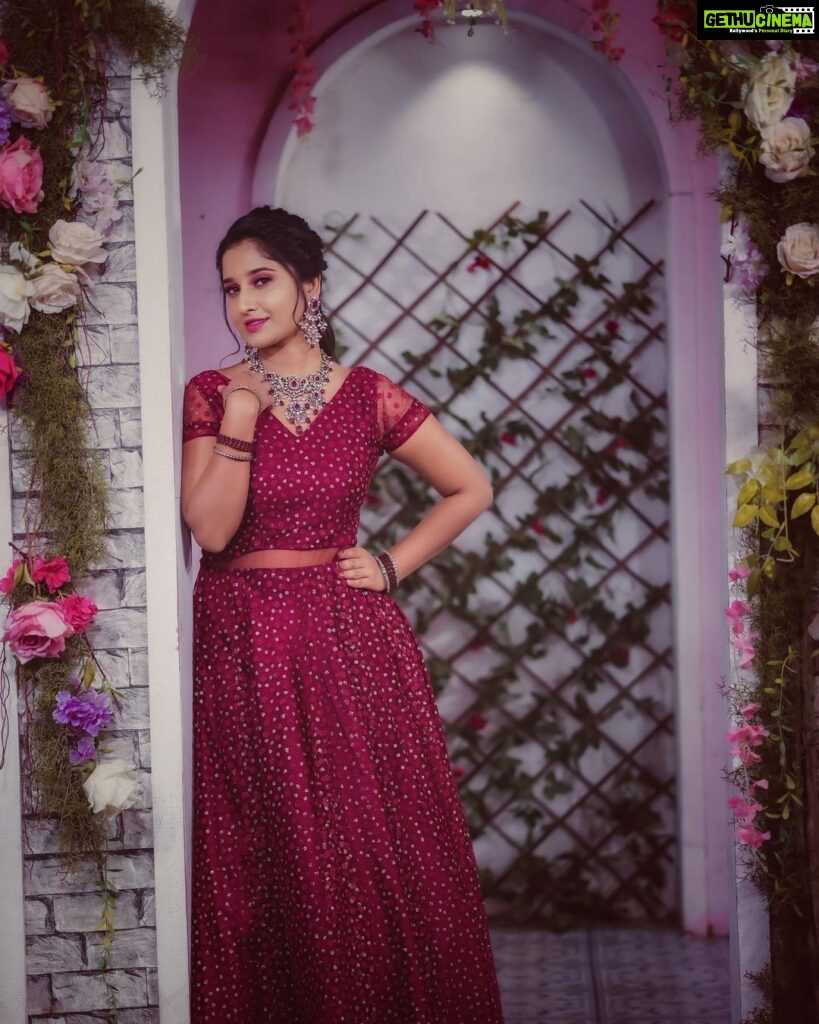 Meghana Lokesh Instagram - Bloom 🪷🎴 . Jewellery: @vibhajewellers Wearing : @ishas_by_prasuna Hair : @lovemyselfsowmya Make up : @brunda_mua Captured by : @narsappa_photography Hyderabad