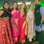 Mona Singh Instagram - #aboutlastnight #weddingseason #weddingphotography #weddingstyle #winterwonderland #happyfaces ❤️❤️