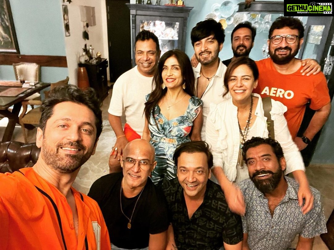 Mona Singh Instagram - Happy faces #instagood #insta #love