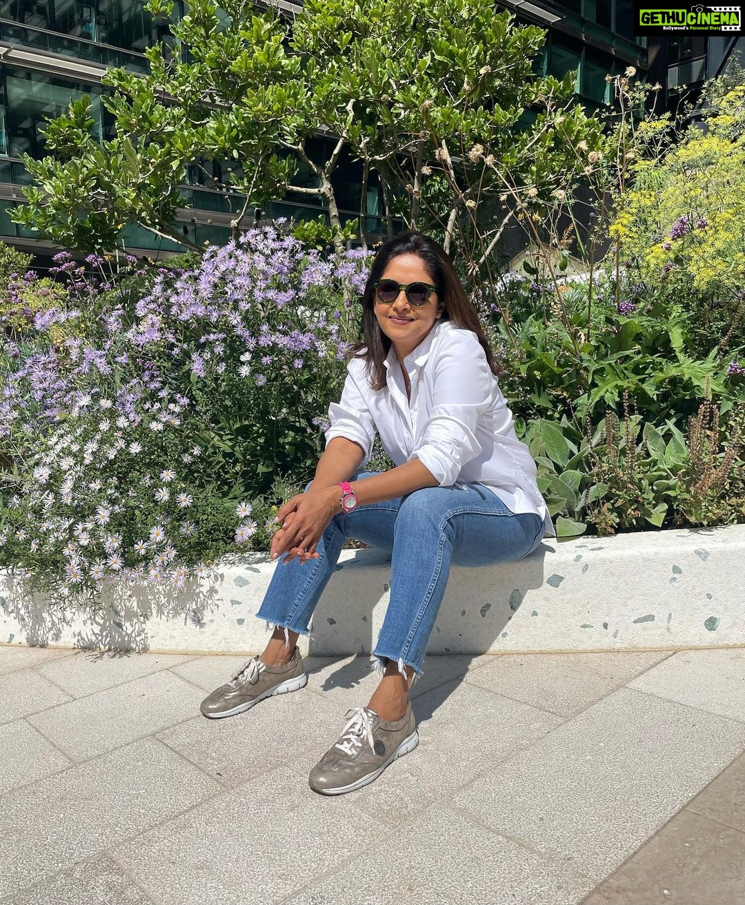 Nadhiya Instagram - Sunshine on my mind๐๐