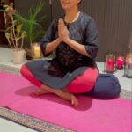 Nadhiya Instagram - Unwind 🧘🏽‍♀️…. and to better sleep🌙😴Happy International Yoga day🧘🏽‍♀️ #yoga #selfcare #gratitude #bodymindsoul #bepresent