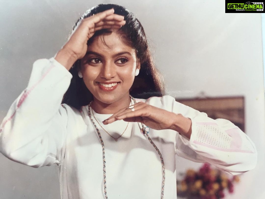 Nadhiya Instagram - #flashbackfriday From my Tamil film “Pookalai Parikathirgal”