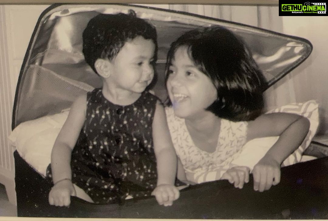 Nadhiya Instagram - My suitcase filled with love💕🥰😍Happy Mothers Day to us all MOMS💪🏽💛🤎❤️🤗
