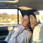 Nadhiya Instagram - Road trip🚙🧡 #traveldiaries #roadtrip #travelphotography USA