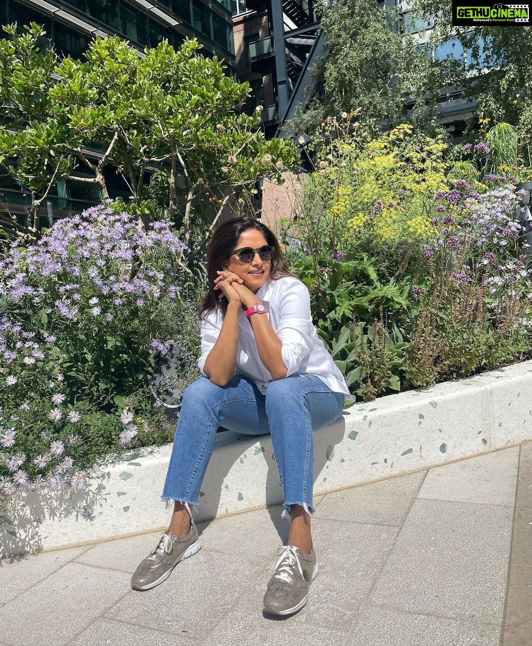 Nadhiya Instagram - Sunshine on my mind๐๐
