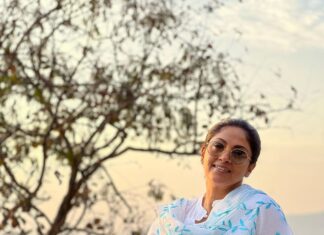 Nadhiya Instagram - Savouring the sunset🌅 #sunsetphotography #sunsetlovers #goldenhour Yercaud Hills, Tamil Nadu