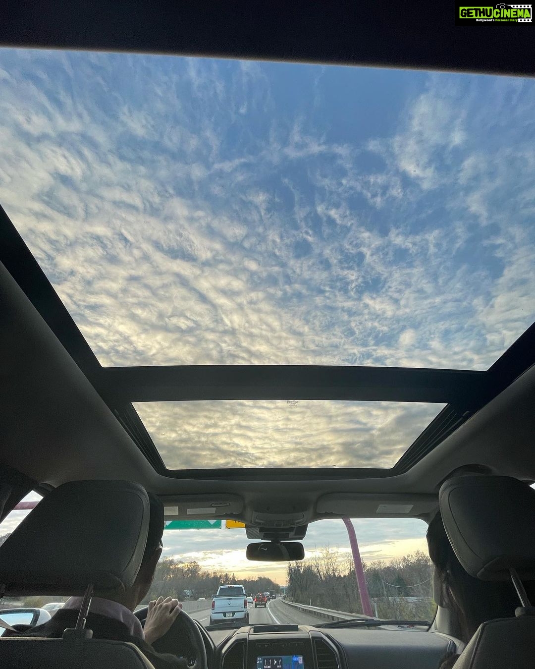 Nadhiya - 46.3K Likes - Road trip🚙🧡
#traveldiaries #roadtrip #travelphotography