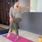 Nadhiya Instagram - Yoga is about stretching and not stressing 😅. Happy Yoga Day🧘🏽‍♀️ #yoga #worldyoga #meditation #stretching #stressrelief #mumbaifitness #mondaymotivation