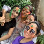 Nadhiya Instagram - Celebrating this Holi with colourful memories💛💜🧡❤️wishing you a all a safe and happy Holi🥰 @makeupbysmita @vrinda1792 monapuri56 #holi #colours #celebration #festival #festivevibes Mumbai
