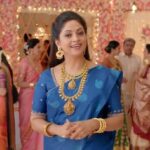 Nadhiya Instagram – Glad to be teaming up with Thangamayil Jewellery again✨ here is to spreading some golden smiles 😊✨Thangamayil Thanga Smile😊✨

#thangamayiljewellery