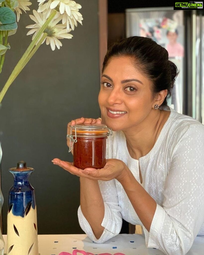 Nadhiya Instagram - Sweet and Sour Cranberry Pickle 🍒 Winter time favorite! Ingredients: 500 gms fresh cranberries (not dried) 1.5 cups cooking oil (either groundnut oil or sunflower oil) 5-6 teaspoons mustard seeds 2 teaspoons asafoetida 2 teaspoons chili powder 150 gms mango pickle masala 3/4 cup sugar Salt Recipe: 1. Wash and dry the cranberries and then cut the cranberries in halves. 2. Pour the oil into the vessel. 3. Turn the flame up. 4. Once the oil is hot, lower the flame and add mustard seeds, asafoetida, chilli powder and then immediately turn the gas off. 5. Add pickle masala and cranberries to the vessel. 6. Add salt and sugar as per your taste. 7. Mix all the ingredients together till it turns into a gravy/pickle texture. 8. Keep the vessel aside and stir the pickle every 2-3 hours. *Check for salt and sugar according to your taste because the cranberries release their flavors over time. *Remove excess oil if needed. After 1-2 days, store the pickle in a glass bottle and refrigerate. #cranberry #cranberrypickle #homecooking #mondaymotivation