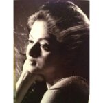 Nadhiya Instagram - Looking back at a black and white memory 🤍🖤 #Throwback #Memories Photographer: @karthiksrinivasan007
