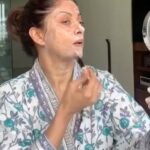 Nadhiya Instagram - Get pampered for the week ahead 🥰🧖🏽‍♀️ Easy homemade mask for glowing skin 2 tbsp yoghurt 1 tsp lemon juice Dash of honey #SelfCare #SelfCareMondays