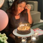 Nadhiya Instagram – Thanks so much for all your warm wishes.. You’ve made my BIRTHDAY all the more special🥰❤️🤗❤️

#Gratitude