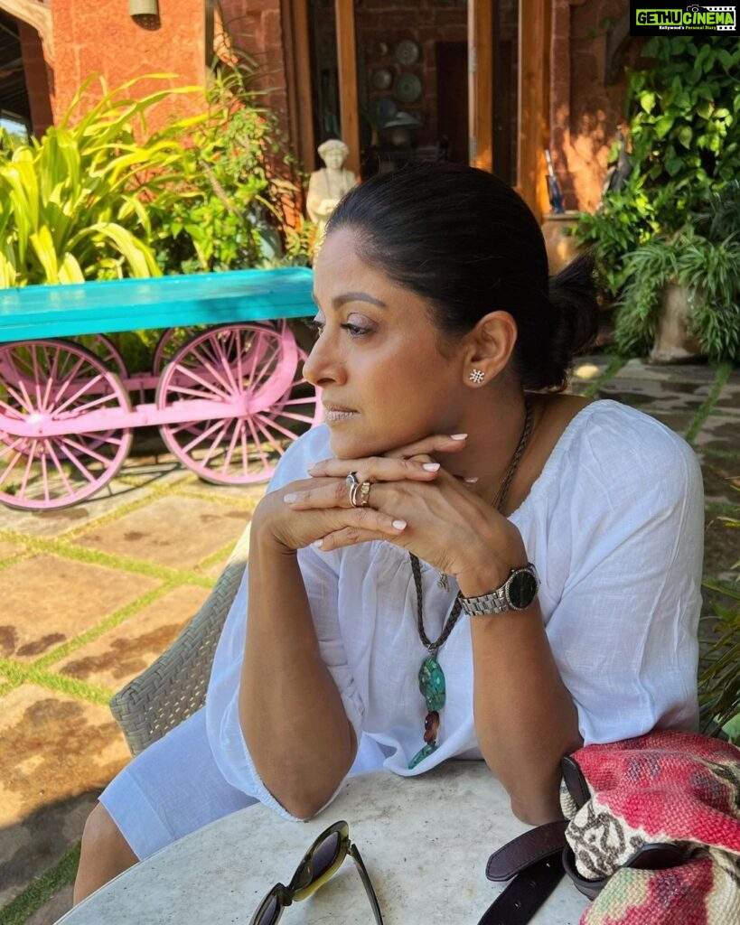 Nadhiya Instagram - Not sure why I’m so deep in thought… 😂 #travel #mindset #relaxing North Goa