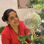 Nadhiya Instagram – Getting into the Christmas spirit 🎄🎅🎁

#christmas #merrychristmas #holidays #christmastree #christmasdecorations