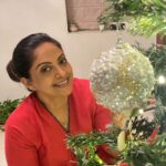 Nadhiya Instagram - Getting into the Christmas spirit 🎄🎅🎁 #christmas #merrychristmas #holidays #christmastree #christmasdecorations