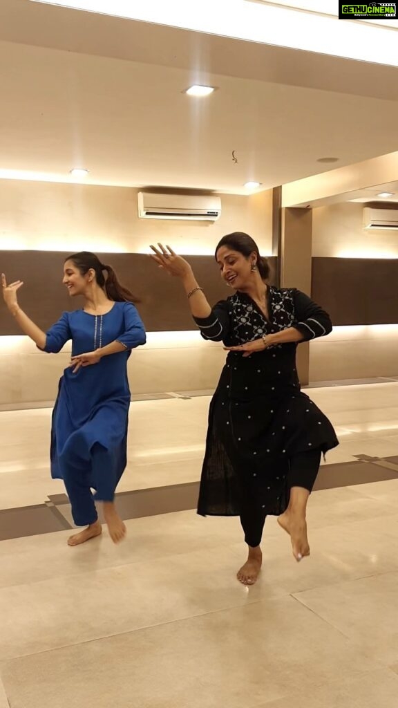 Nadhiya Instagram - Dancing is fun but trying to remember the routine is a challenge 😃💃💃 #dance #fitness #fitnessmotivation