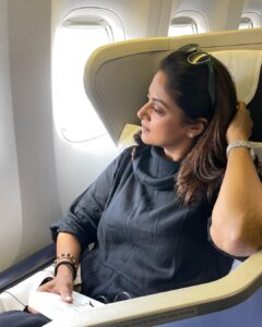 Nadhiya Instagram - Heading off to a quick family get away🧡❤️