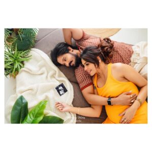 Nakul Instagram - Still feels surreal for us ! ✨

#khulbabee #2 coming soon 🥰

@mommyshotsbyamrita ALWAYS the best for baby/ maternity shoot. I mean, just look at these precious snaps 🥺

@salomirdiamond @raisedbrowsbybhavani  did the make up and hair for both Nakkhul and I ! Almost all our events / shoots they’re the main 💜

Absolutely loved how @anushaa13 and her assistant @_amrutha_ram_ styled us ! 😍 

Beautiful nails by @topcoat2018 🌈

The creatives of the doodle by vanathi_jayalakshmi 🌈

#nakkhulsrubee #myakira #khulbeetails #pregnancyannouncement #pregnancyphotoshoot #babyontheway