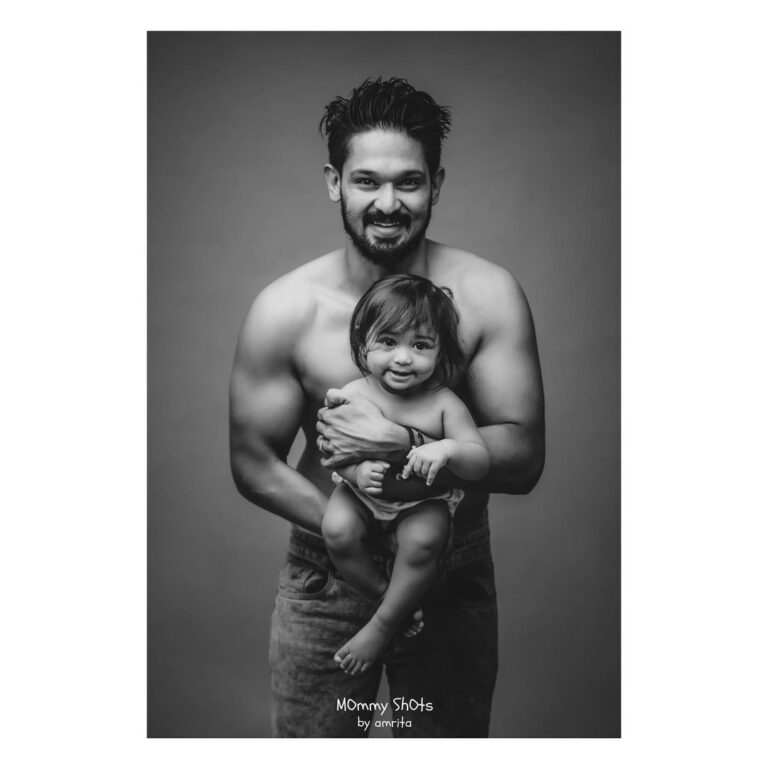 Nakul Instagram - I truly have no words to express my gratitude, all I can say is Thank You from the deepest part of my Heart 🙏🏼 @mommyshotsbyamrita - You’ve captured my world in your lens ❤️ . . 📸 @mommyshotsbyamrita MUA: @salomirdiamond Hair : @raisedbrowsbybhavani Styling: @prajanyaanand . . #khulbeetails #myakira #khulbabee #nakkhulsrubee #mommyshotsbyamrita #potrait #familypotrait #myworld