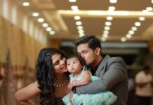 Nakul Instagram - My world 💛 #myakira #khulbaebee #khulbeetails