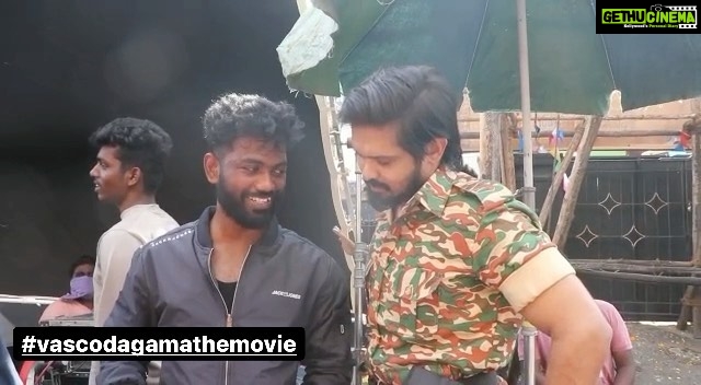 Nakul Instagram - Fam! Meet my film #Vascodagama ‘s Captain @director_rgk 💐 . . #RGK #Charmingstar #bts #captainP #tigers #tiger #tamil #tamilmovie #comingsoon #cantwait