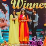 Nakul Instagram – #LONGPOST
This has been one roller coaster ride. 
It has been an absolute pleasure to be a part of “Super Queen” 
Sitting beside the Colourful and lovely Radha ma’am was such a pleasure.. listening to her experiences & journey has been so inspiring! Love you ma’am 💛
All the Queens! 
My goodness I feel so proud that I had the opportunity to meet such strong independent woman, woman who are marking their own journey, making their own history, solely on their own merits. Each and every moment that we shared on location is so memorable to me, so personal – like I travelled through all their upside downs with them, their wins felt like my win. The gifts that they gave me on the day of the finale made me feel so special, I never imagined that they would ever hold me in such high regard.. earning their love and respect is like a blessing. 
My heartfelt congratulations to @parvathyofficial on winning The Crown & the Throne. You’ve really worked hard to get this.. you’ve got so much of talent, skill and heart! Wish you all the very best in all your endeavours and also to the other Queens, y’all all did great as well my best wishes to each and everyone of you. 
Our RJ’s – Vijay & Anandhi! You guys were spectacular.. loved all those moments we share.
Thank you for taking such lovely care of Radha ma’am and I. Really means a lot guys. I heart you both. 
To the entire Zee Tamil team, the production, direction team – Mrs Archana, Director Bharath, (And his entire Direction team! Y’all really showed me some serious love, im in your debt of love)Heart you guys!Priyanka,  DJ Gandhi, the camera Unit, the Masters and their spectacular Dancers.. everyone one set! A big Hug to y’all! Y’all did good.. so proud of each and everyone of you. 
Contd in the comments 💛💐