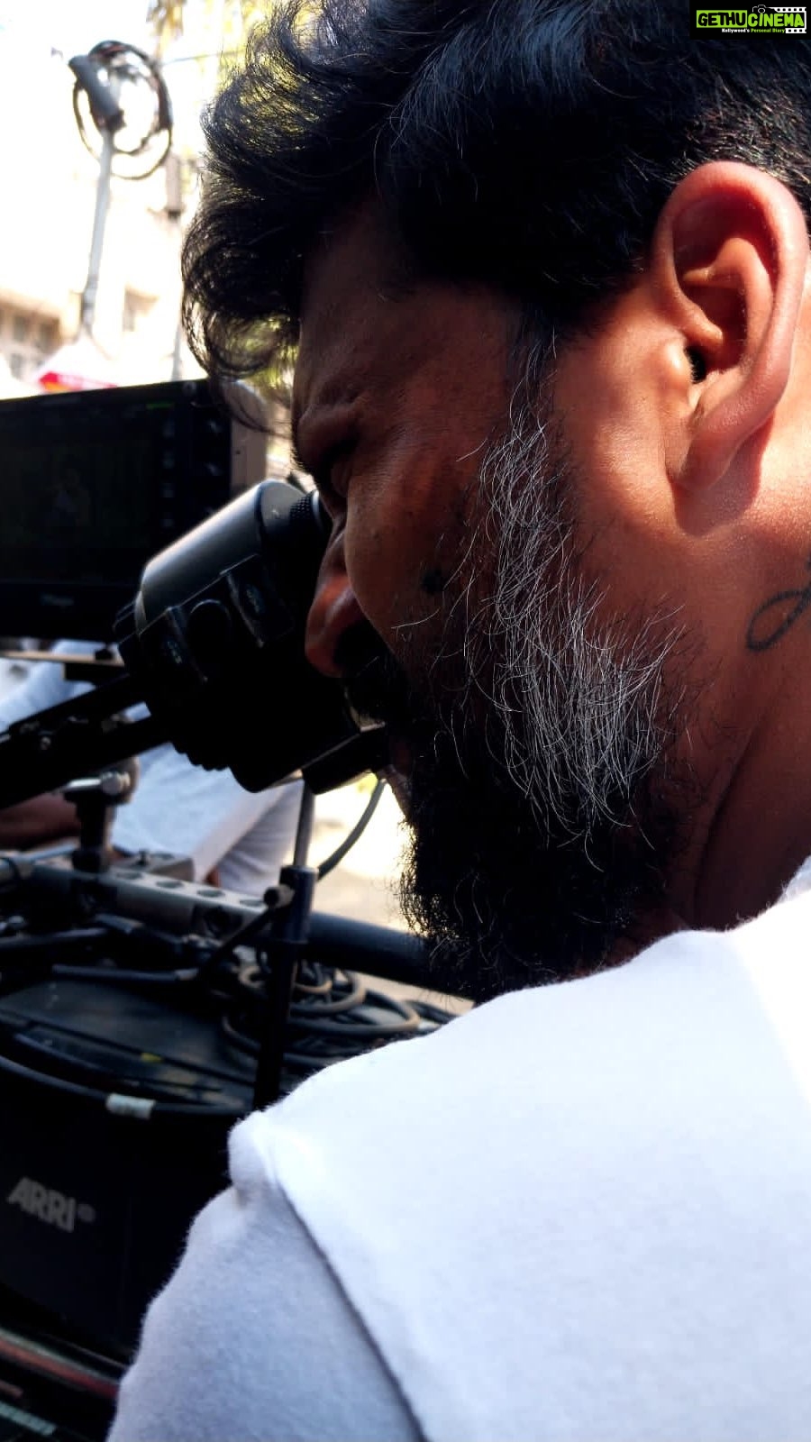 Nanditha Jennifer Instagram - Hat’s off to you, you’re a great cinematographer and a hard worker too, even without your cinematic equipment’s you find a creative way to do those stuff, for the work you did it will definitely pay off in the future, love you, wishes from your wife. . . . #blessed #love #hardwokingperson #film #tamil #kasicinematographer6 #instagram #licensemovie #shooting #sport #camera #action #thankyou #jesus