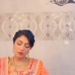 Neha Prajapati Instagram - Aur kya banau..🤨 . . #reels #reelsinstagram #reelitfeelit #trendingreels #instagramreels #comedy #funnymemes #explore #nehaprajapati #actors