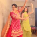 Neha Prajapati Instagram – 💃🏻💃🏻
.
.

#reels #reelsinstagram #trendingreels #instagramreels #dancereels #reelitfeelit #explore #instagood #viral
