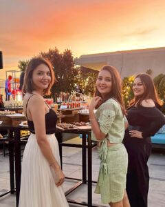 Nehalaxmi Iyer Instagram - 🔗𝕃𝕚𝕟𝕜 𝕚𝕟 𝔹𝕚𝕠 - Vlog Alert 

Happy Birthday cutie @sonal_1206 
🌅🥂 Sundown soiree dump: great friends, endless laughter, and unforgettable views #photodump 

.

#ootd Wearing this beautiful jumpsuit from @houseofmanaa_ 

📍Sora, @fairfieldbymarriottmumbai 
.

.

.

.

.

.

.

.

.

.

.

.

.

.

#weekenddump #weekendvibes #instadaily #explore #trending #sundowner ##sundowner@sora #sora #poolsidelounge #rooftop #airportview #mumbaiairport #outfitoftheday #ootn #mansisrivastava #sonalvengurlekar #parullchaudhry #mumbai #mumbaisunset #sunsetvibes #pinksunset #orangesunset #bhagyalakshmi #saavi #nehalaxmi #quboolhai