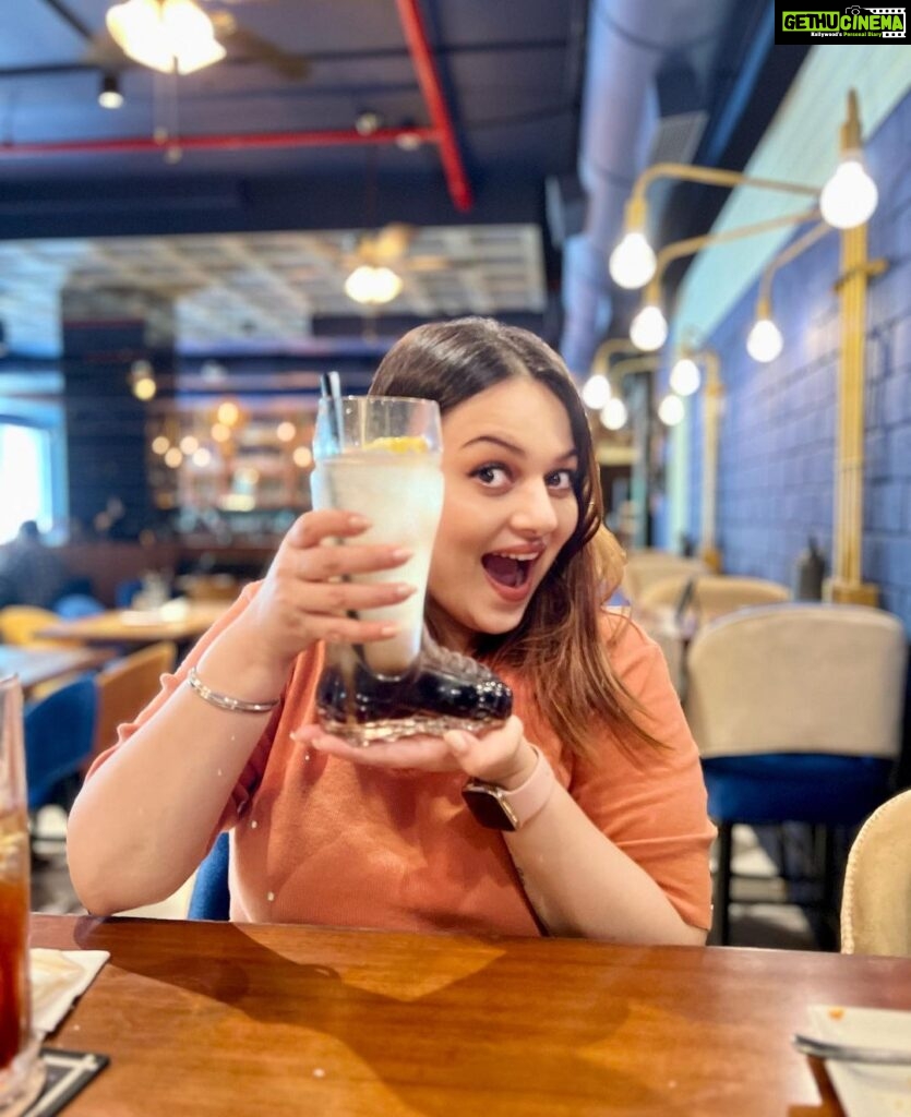 Nehalaxmi Iyer Instagram - 🔗 Link In Bio. Visited @hitchkiindia for #foodiefriday for a special Lunch Date and it was one Lip smacking experience 😍 Check out the Vlog to know more about what all we loved and recommend. 🤍 Hitchki, Powai