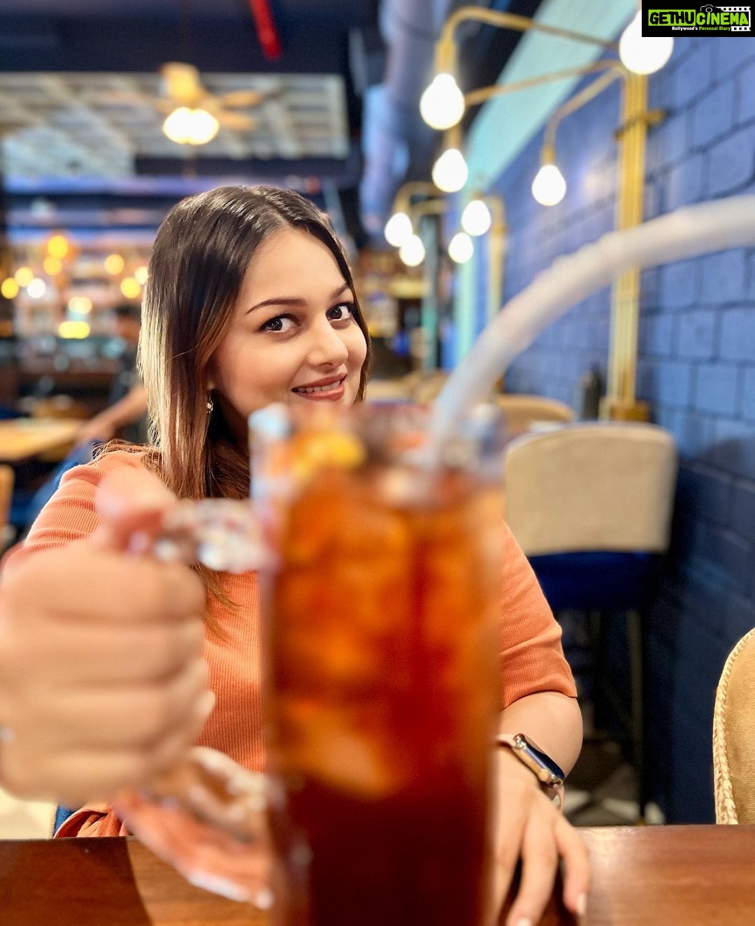 Nehalaxmi Iyer Instagram - π Link In Bio. Visited @hitchkiindia for #foodiefriday for a special Lunch Date and it was one Lip smacking experience π Check out the Vlog to know more about what all we loved and recommend. π€ Hitchki, Powai