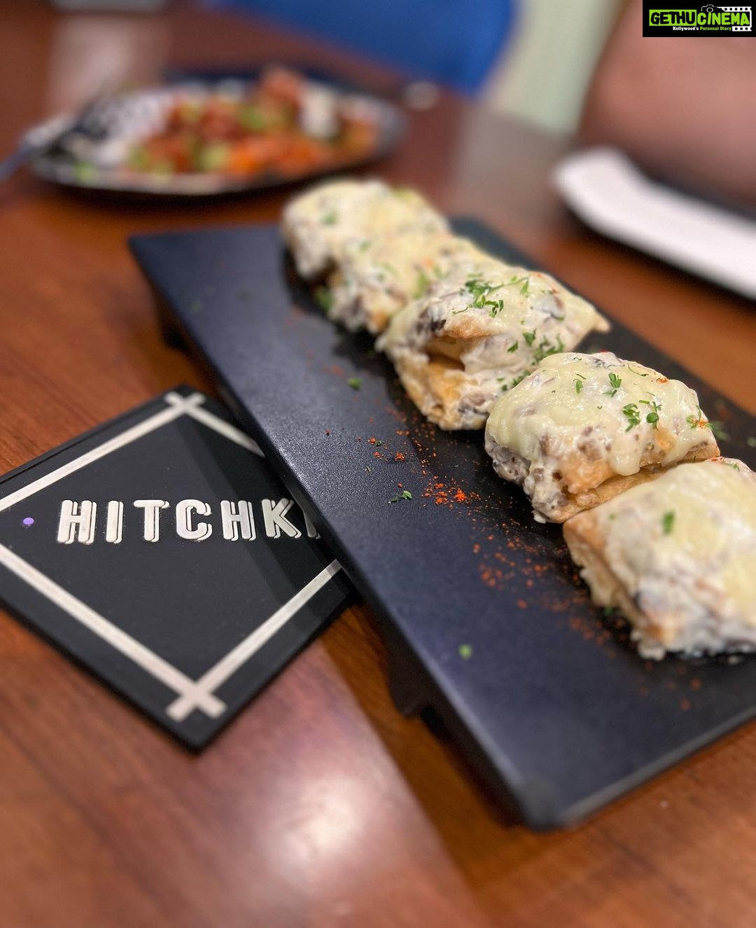 Nehalaxmi Iyer Instagram - π Link In Bio. Visited @hitchkiindia for #foodiefriday for a special Lunch Date and it was one Lip smacking experience π Check out the Vlog to know more about what all we loved and recommend. π€ Hitchki, Powai