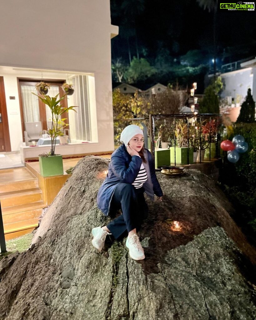 Nehalaxmi Iyer Instagram - On a night like this you can’t help but feel alive. (Vlog Link in bio) This night was truly magical. It was freeezing cold and we had not one but 2 bonfires lit. To keep us warm from within was the amazing food fresh out of the Barbeque! Watch my Vlog to witness the beauty of it all. ✨ . . . . . . . . . . #travel #travelstoke #traveldeeper #travelgirl #travelers #travelpic #traveldiary #travelmore #travellers #travellingthroughtheworld #travelguide #travelph #traveller #explore #travelphotographer #travelgoals #travelersnotebook #travelinspiration #ishqbaaz #travelworld #travelandlife #travelwithme #mountabu #mountabudiaries #nightsky #naturephotography #nightphotography #winterfashion Pahado Mein.