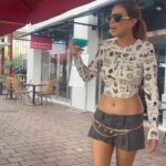 Nia Sharma Instagram - Day’s itinerary: Walk Eat Shop Repeat. (Been 4 days since I’m back home. Only waking up to post or max eat food) ….. sleeping and dreaming the rest of the day.😎 Bayside, Miami, Florida