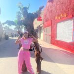 Nia Sharma Instagram – This used to be My usual day back in school.
 I beach hopped to discover my favourite spot on the last day at Venice beach…asked around ..but only if anyone knew my vibe.. they’d lead me here already..
Would’ve stayed here all night only if there wasn’t a flight to catch.. 
#venicebeachcalifornia Venice Beach, Los Angeles