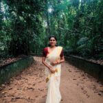 Nimisha Sajayan Instagram - 🍃❤️