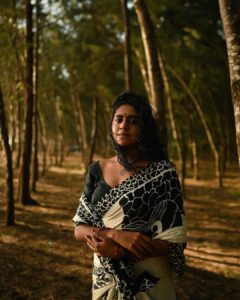 Nimisha Sajayan Instagram - 🌙 

📸 @abhilashmullassery