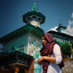 Nimisha Sajayan Instagram - EID MUBARAK !🌙✨ 📸 @abhilashmullassery Aishmuqam Dargah