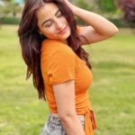 Niyati Fatnani Instagram - Days when you value LIFE. Today was something like that. 🦋 Grateful to breath.✨❤️🍃 . . . . #lifelessons #best #everyday #is #a #learning #grateful #niyatifatnani